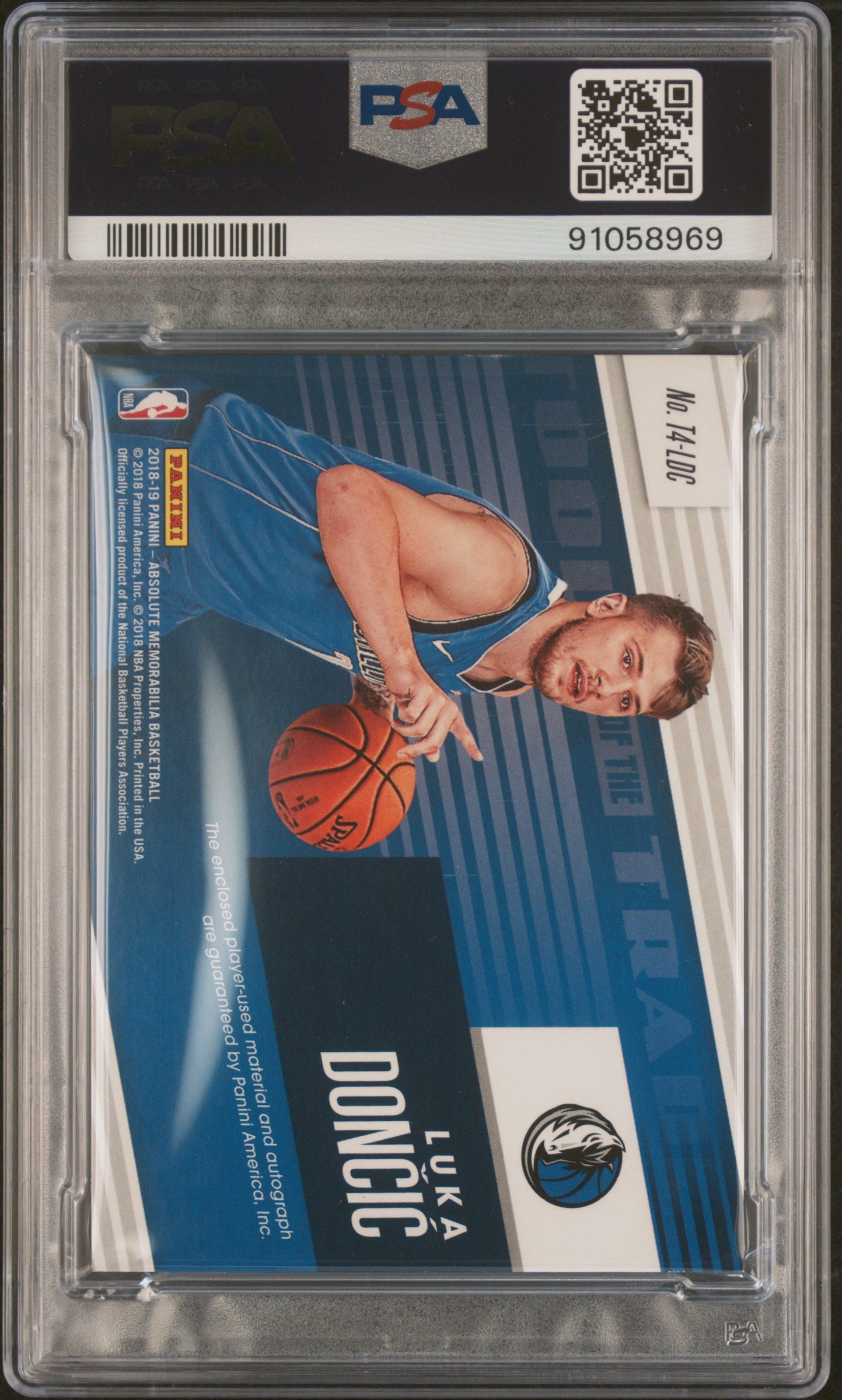 2018 Panini Absolute Memorabilia Tools Of The Trade Four Swatch Signatures Luka Doncic #LDC TLS TRD 4 SWT. SIG LVL. 4 PSA 8