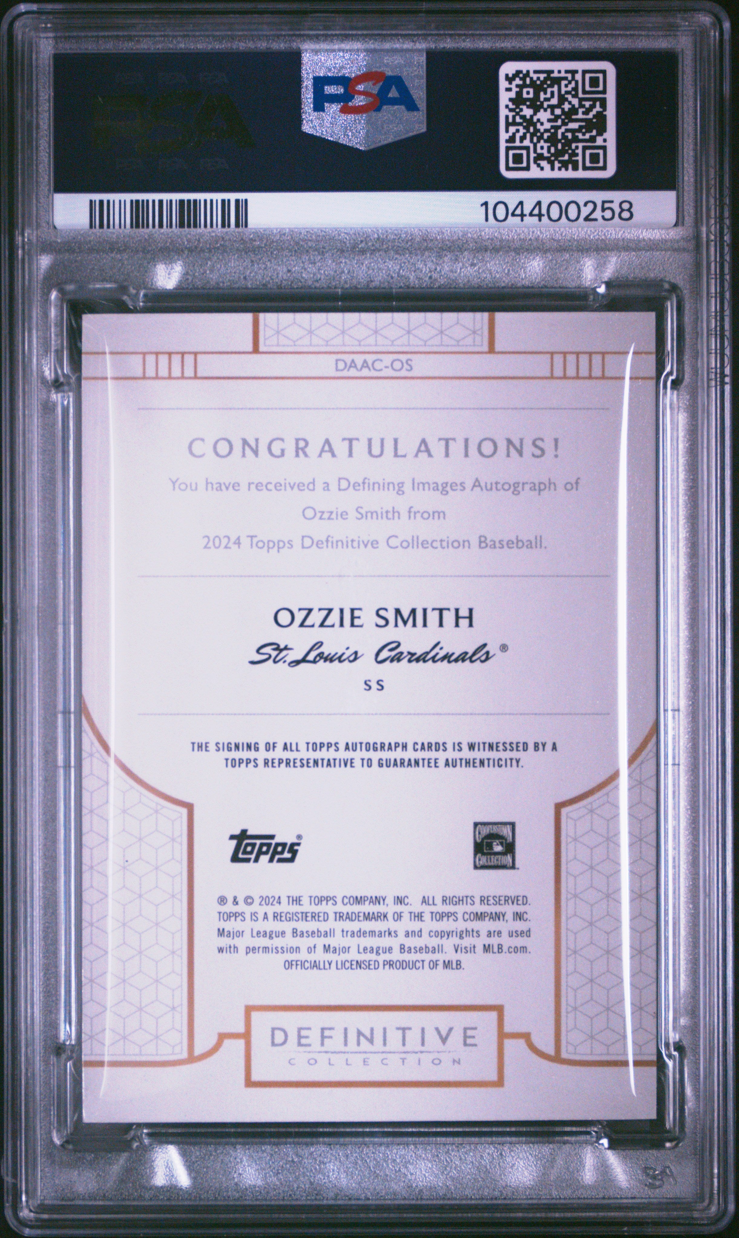 2024 Topps Definitive Collection Defining Images Autograph Collection Ozzie Smith #OS Img Green 07/10 PSA 10