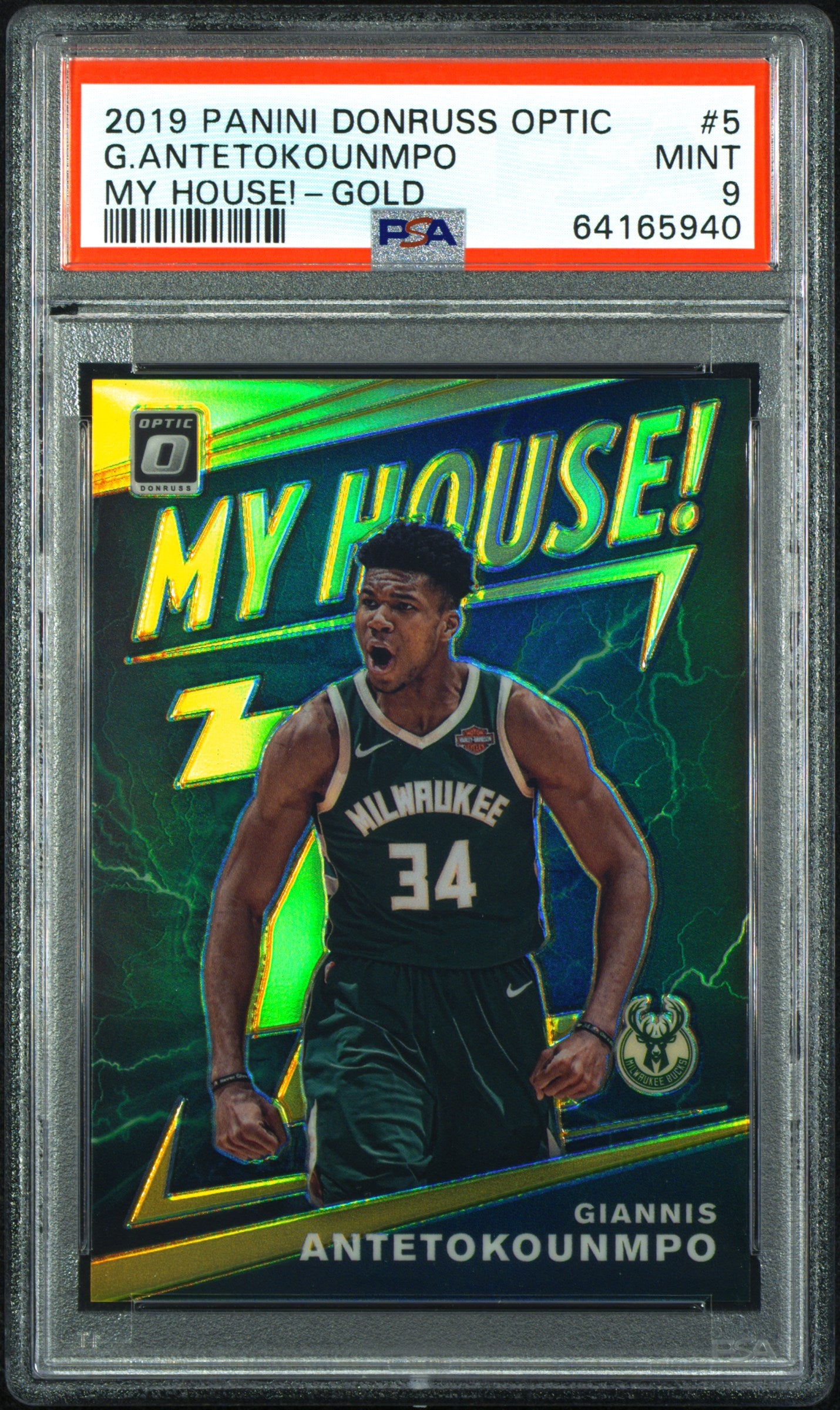 2019 Panini Donruss Optic My House! G. Antetokounmpo #5 My House! Gold PSA 9